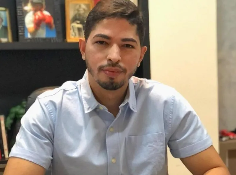 Prefeito Felipe Dias.
