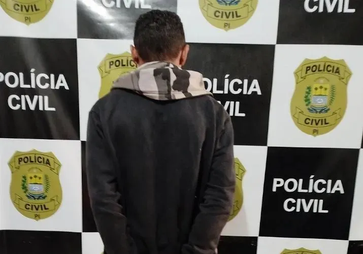 Acusado de tentativa de homicídio em Oeiras se apresenta à polícia
