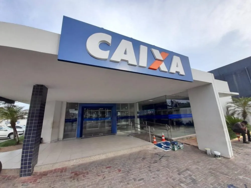 Agência da Caixa Av. Presidente Kennedy, em Teresina. (Foto: Jonas Carvalho/Portal ClubeNews)