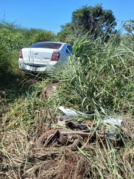 Grave acidente entre carro e motocicleta deixa uma vítima fatal na BR 407 em Geminiano / Foto: Reprodução