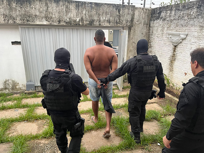 Operação cumpre 14 mandados contra suspeitos de arrombamento e roubo de veículos de luxo