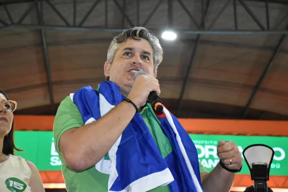 Juiz condena advogada a pagar R$ 10 mil por ataques ao prefeito de Picos