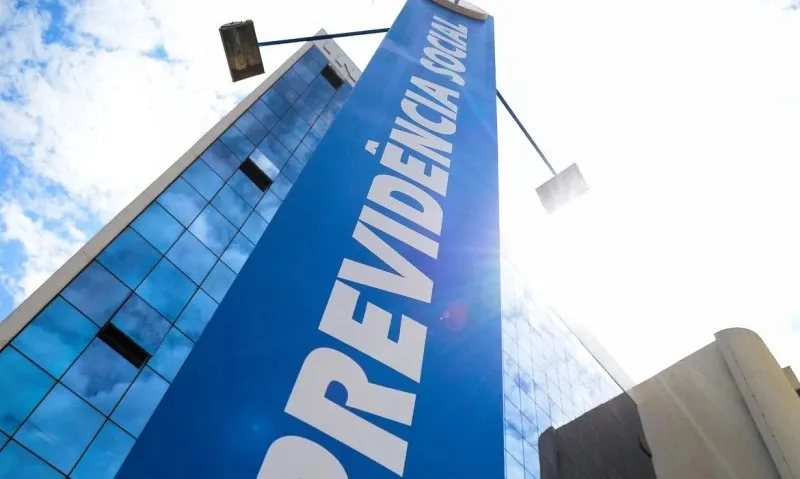 AGU calcula que pedidos de reembolso de aposentados do INSS já somam R$ 1 bi