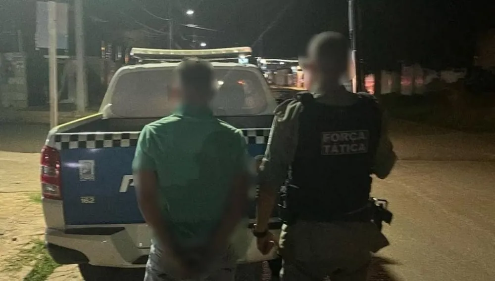Homem é Preso após agredir a esposa na Localidade Barro, Santana do Piaui