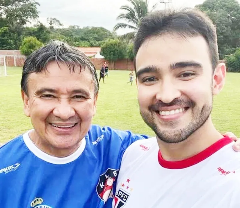 Wellington Dias ao lado do filho, o médico Vinicius Dias