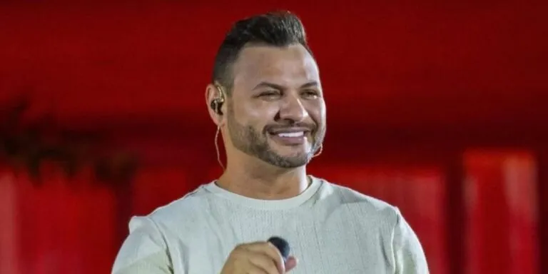 Foto / Cantor Lenno Ferreira