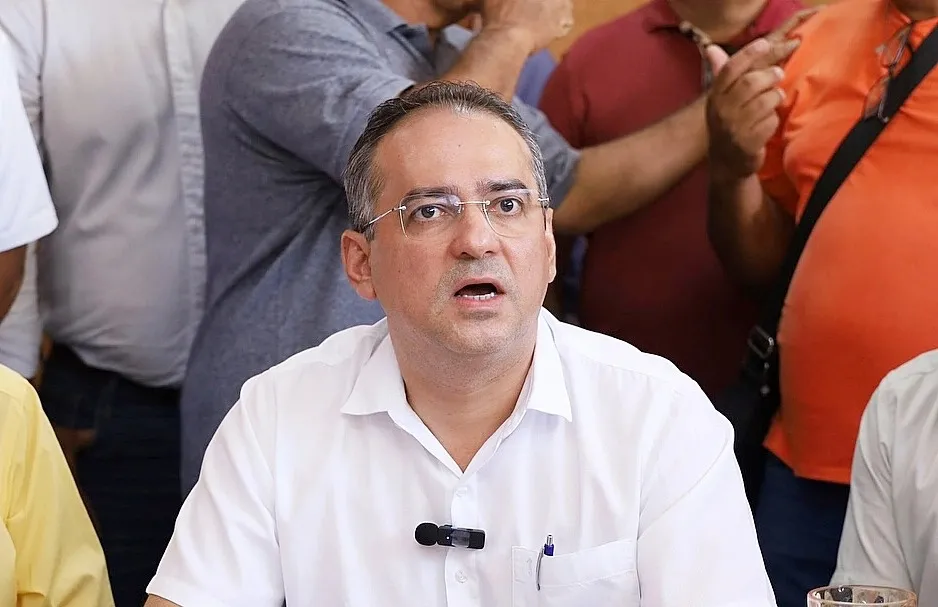 Prefeito Hailton Alves entra com queixa-crime contra radialistas após ser chamado de 'ladrão'