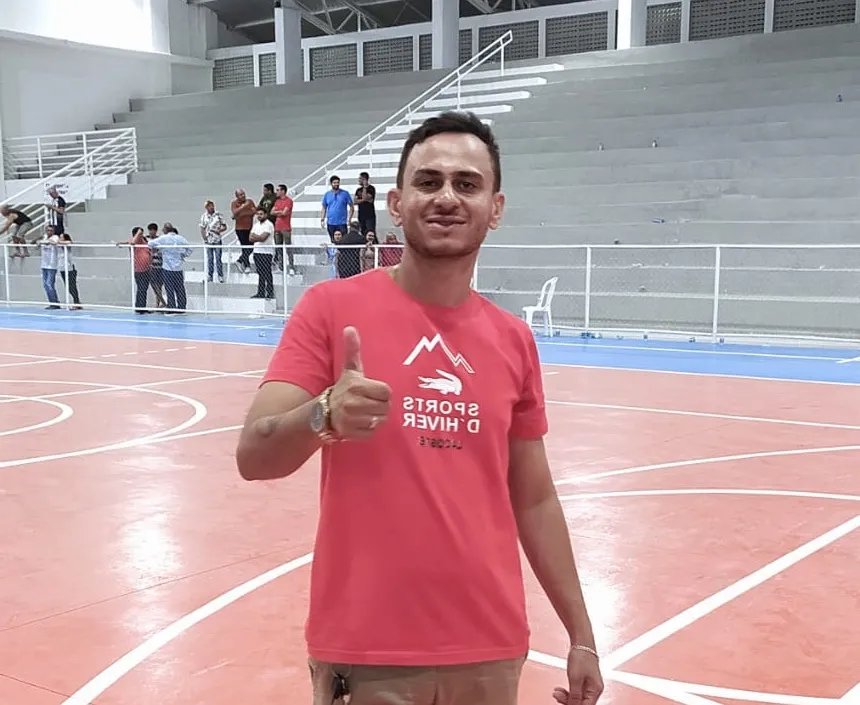 Caio Multimarca Prestigia Jogo Inaugural do Ginasio Poliesportivo em Picos 