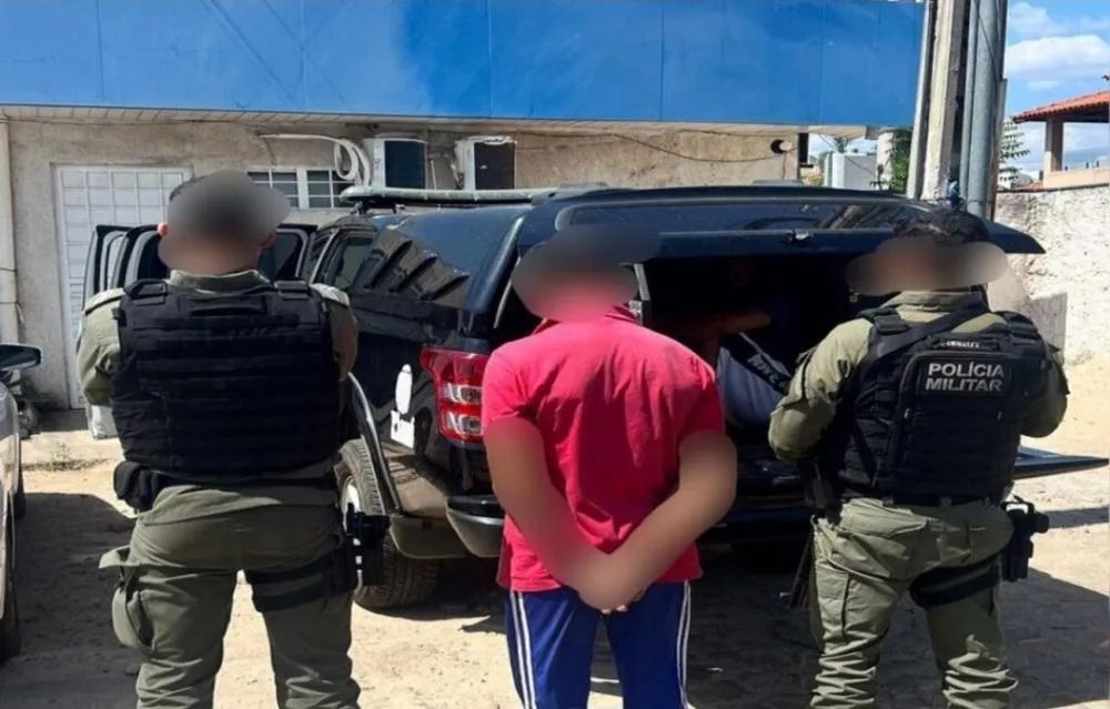 Homem é conduzido pela Polícia por tráfico e receptação em Santana