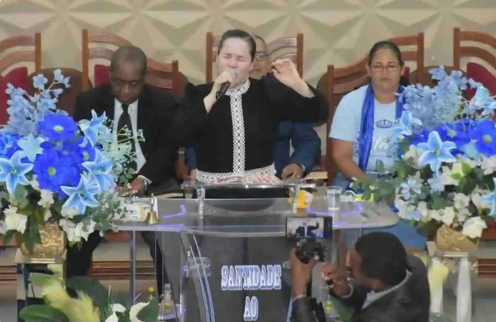 Missionária Adriana Melo (Reprodução)