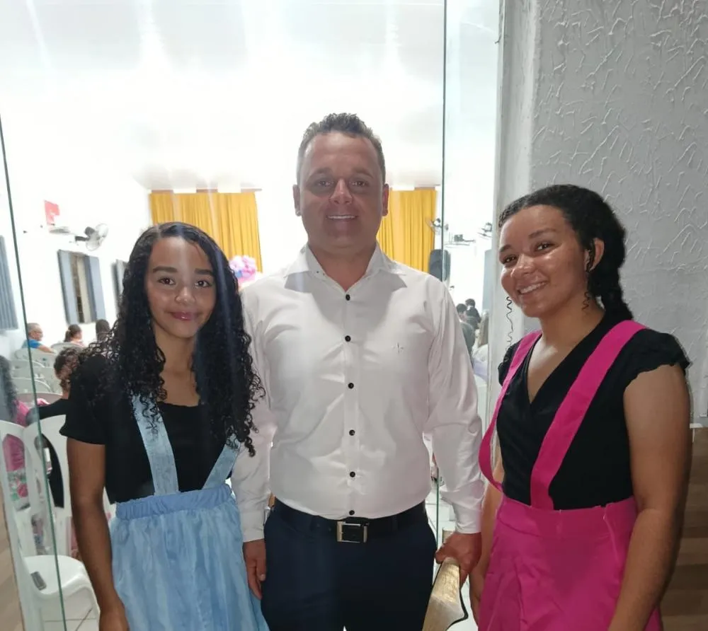 Vereador irmão Ailson participa de culto em comemoração ao dia das crianças 