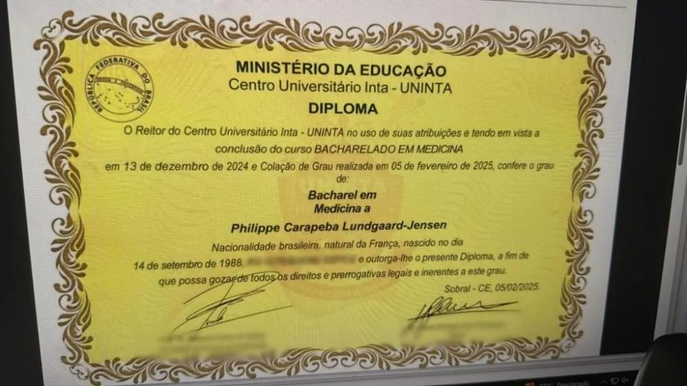 Diploma falso apresentado ao CRM (foto: reprodução)