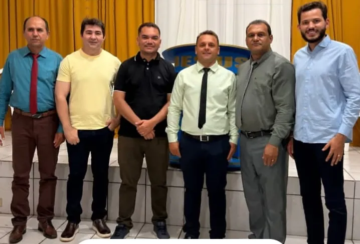 Irmão Ailson realiza culto em ações de graça pela sua atuação como vereador em Santana do piaui.
