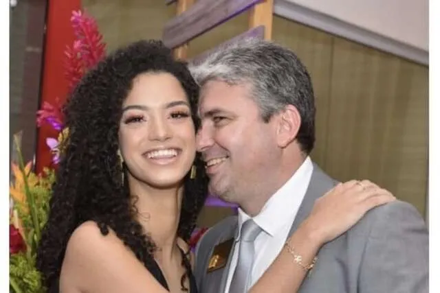 Mesmo em crise, o Governo do Piauí paga R$ 15.400 a ex-vereador de Floriano e filha sem l