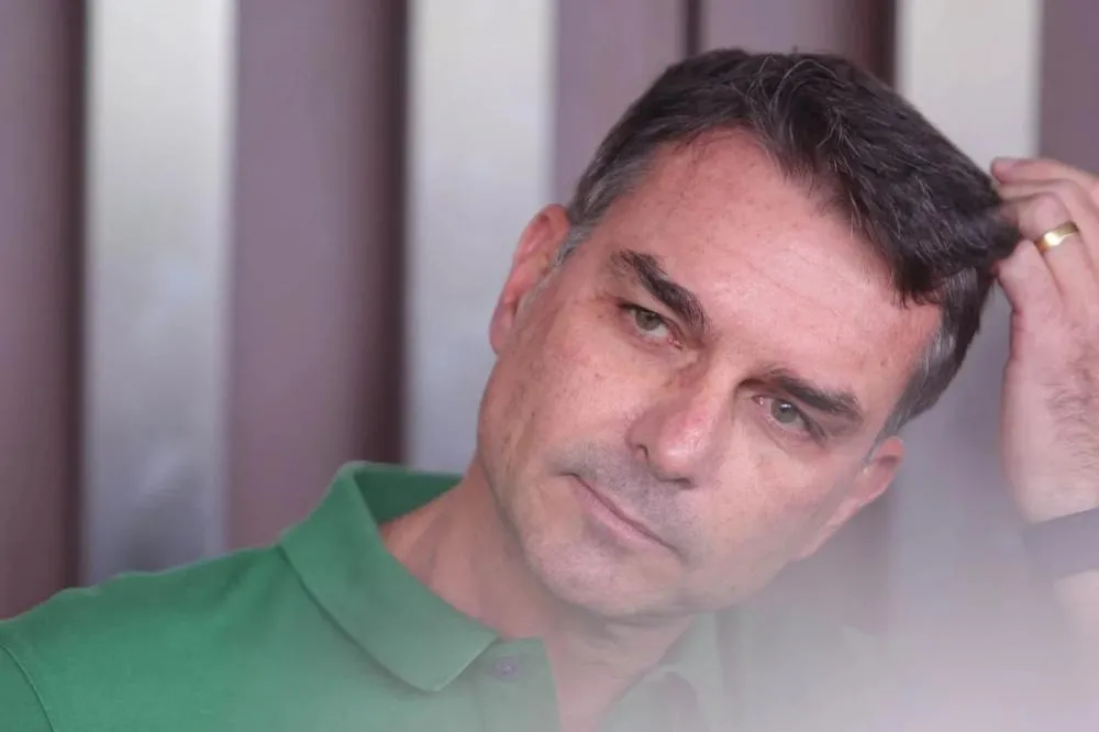 Flavio Bolsonaro Foto / Reprodução