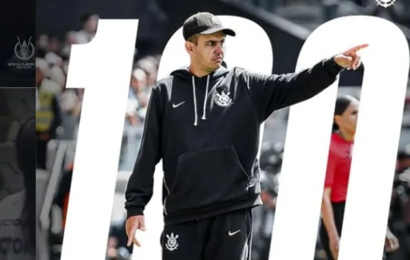 Técnico da equipe feminina do Corinthians, Lucas Piccinato, é demitido