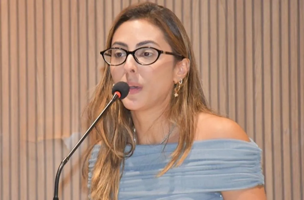 Iara Portela assume comando da secretaria municipal de Saúde de Picos