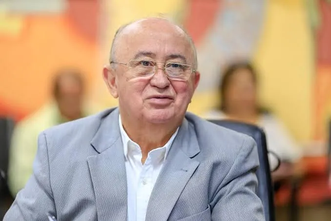 A quem interessa as fake news sobre a desistência de Júlio César ao Senado? Foto: Reprodução