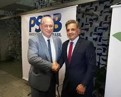 Ciro Gomes e Aecio Neves Foto Reprodução