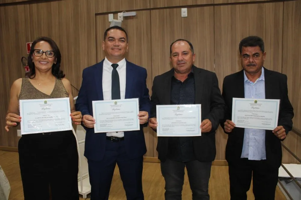 Vereadores de Oposição em Santana do Piauí São Diplomados