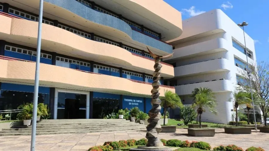 TCE-PI determina bloqueio de contas da Câmara Municipal
