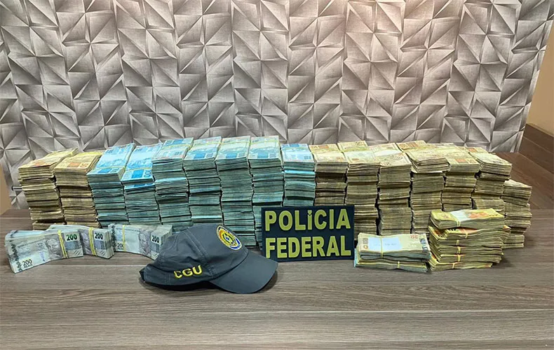 PF apreende R$ 1,6 milhão em dinheiro durante operação contra fraudes em licitações na prefeitura de Oeiras