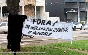 Faixa em frente a igreja AD Belém - @Reprodução