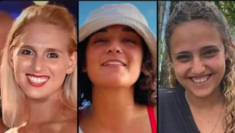 As mulheres libertadas foram entregues à Cruz Vermelha, conforme um acordo de cessar-fogo