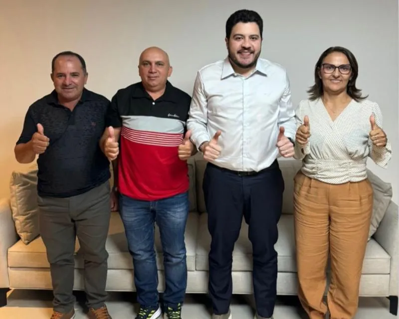 Vereadores se reúnem com deputado federal Jadyel Alencar e buscam recursos para Santana do Piauí